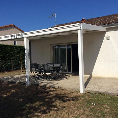 Saint-Julien-l'Ars Maison D'Hotes מראה חיצוני תמונה