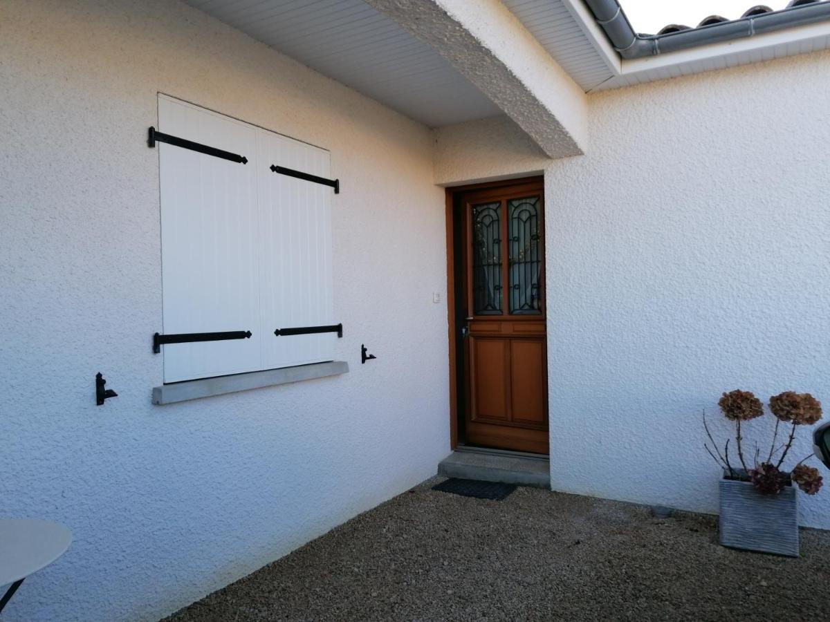 Saint-Julien-l'Ars Maison D'Hotes מראה חיצוני תמונה